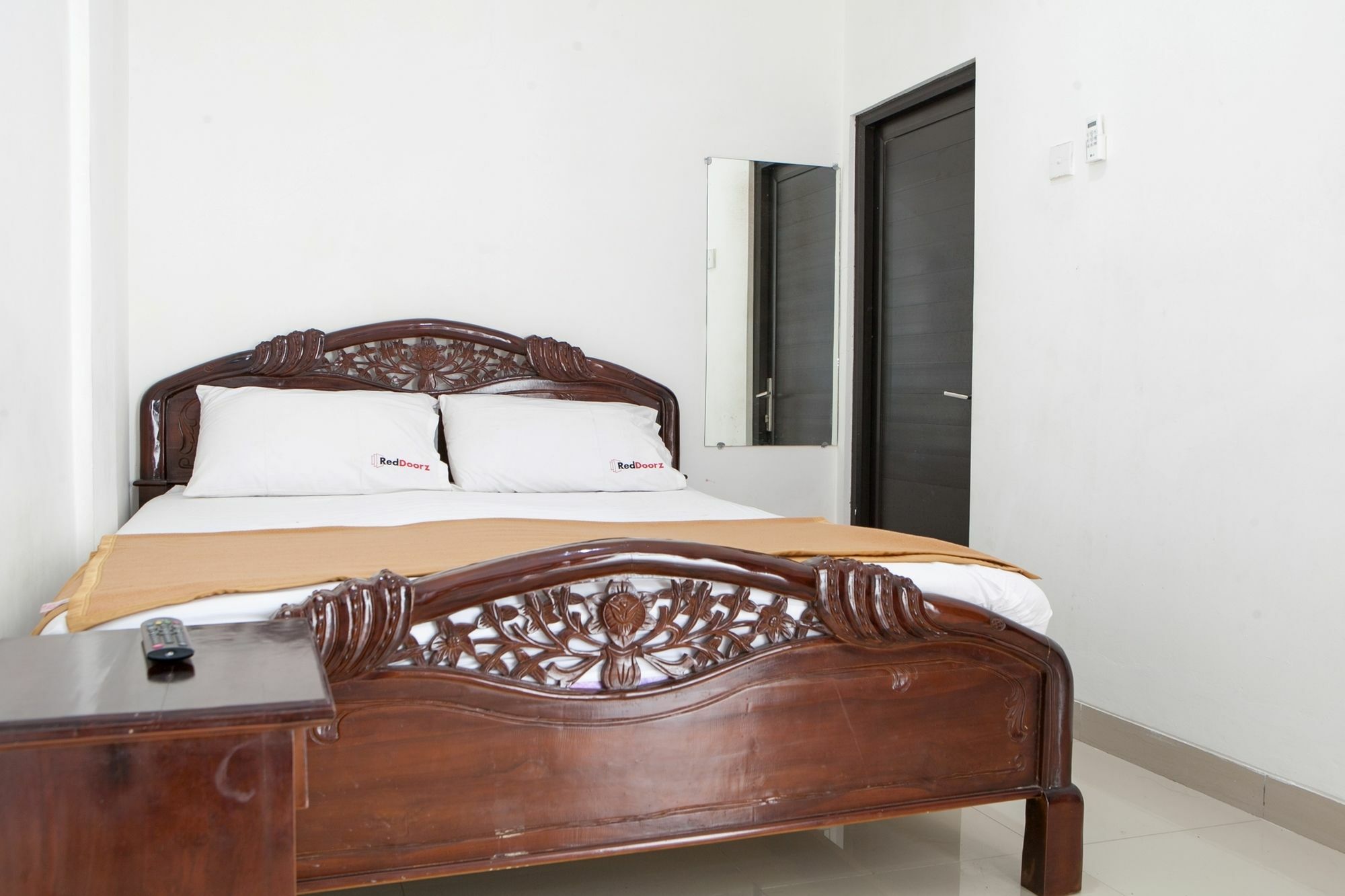 Reddoorz Near Tegalega Park Hotel Bandung Luaran gambar